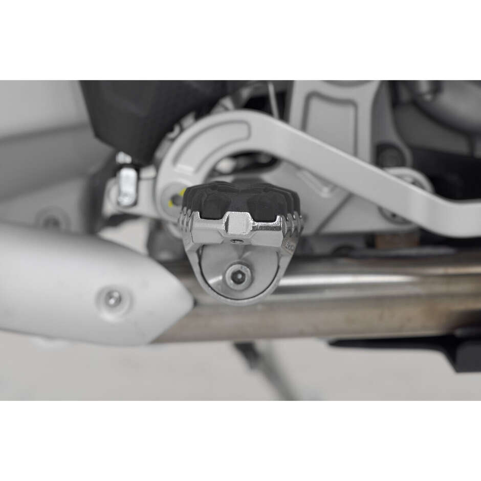 Sw-Motech FRS.06.112.10201 Evo Verstellbares Fußrasten-Set Silber/Schwarz