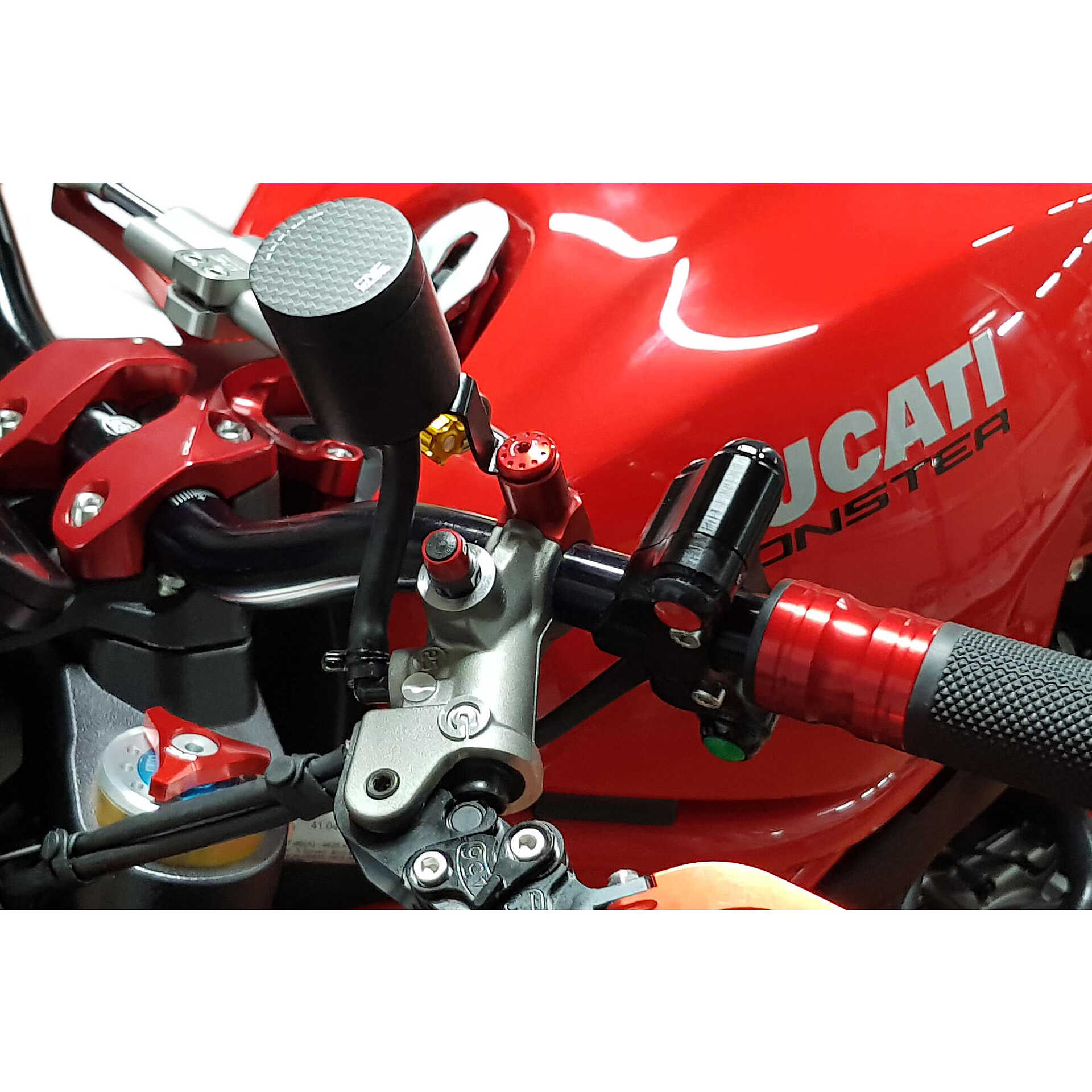 Uscita Acqua Per Barche RC: Raccordo In Alluminio Foro Medio 6mm Filettato Per Modelli Nitro E Brushless