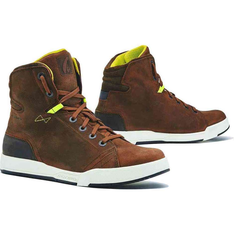 Urban technical Moto sneakers Forma SWIFT Dry Brown